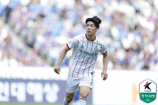 [K리그1 이슈] 마사 허리 박살낸 조현택의 추태, 열정으로 포장되면 안 된다