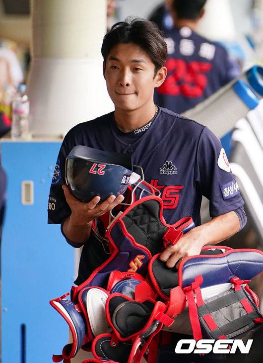 롯데 방출→KBO 징계→현역 입대, 26세 새 둥지 찾았다...데뷔전부터 3타점 폭발! 울산의 신형엔진 될까