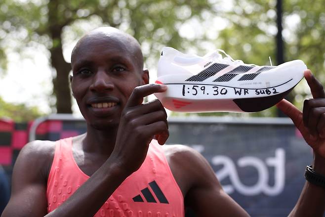 “인간의 심장이 아니다” 전율… 42.195㎞ 내내 100m 17초 주속으로 뛰었다고?