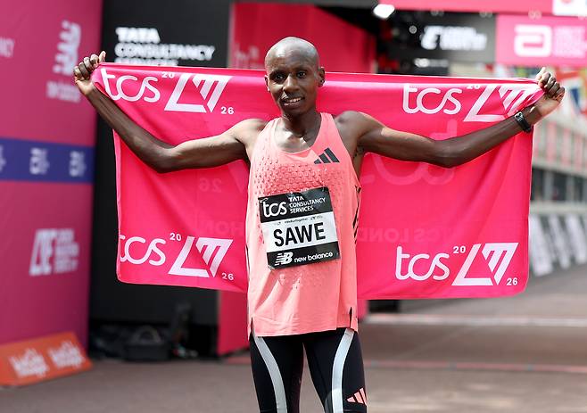 “인간의 심장이 아니다” 전율… 42.195㎞ 내내 100m 17초 주속으로 뛰었다고?
