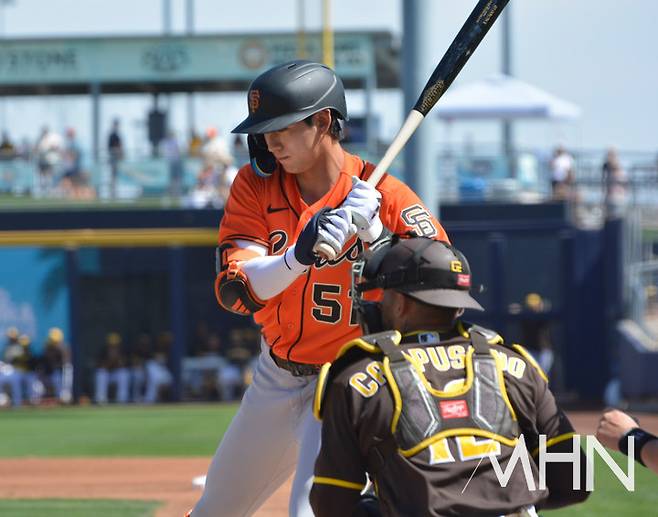 '무섭다' 이정후, 시즌 첫 3루타 포함 4안타 쾅…연일 '멀티히트', 이치로보다 잘한다