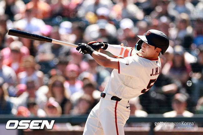 ‘게임도 이렇게 못 친다’ 1670억 이정후의 날, 3루타-안타-안타-안타→타율 0.313 폭발…SF 위닝시리즈 이끌다(종합) [SF 리뷰]