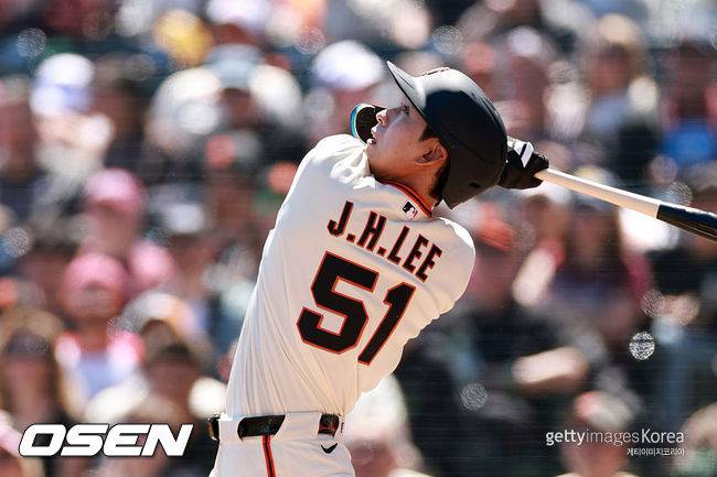 ‘게임도 이렇게 못 친다’ 1670억 이정후의 날, 3루타-안타-안타-안타→타율 0.313 폭발…SF 위닝시리즈 이끌다(종합) [SF 리뷰]