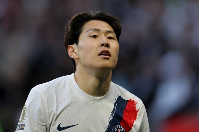 PSG 엔리케 감독, 이강인과 똑같이 ‘1골 1도움’ 승리 이끈 베랄두 극찬···“앙제전 최우수선수는 베랄두”