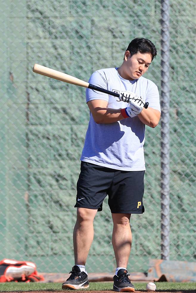 'ML 67홈런' 최지만, 울산 웨일즈 입단해도 바로 못 본다…