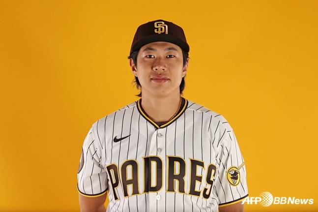 '드디어' 송성문 MLB 데뷔, '일발장타-빠른발-유틸리티' 제2의 김하성을 꿈꾼다