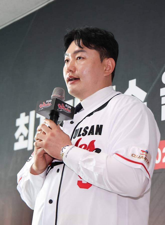 [일문일답] 최지만은 왜 울산 웨일즈를 택했나?