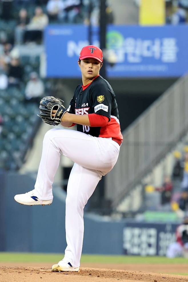 KIA 실망시킨 유망주, 이범호 고민 또 시작 조짐… 2군은 좁다? 여유 넘친 이닝 먹방쇼