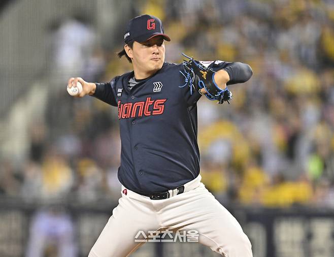 피 터지는 초반 승부, 벌써 탈 난 마무리들…김서현 끝내 2군행-유영찬 사실상 시즌아웃