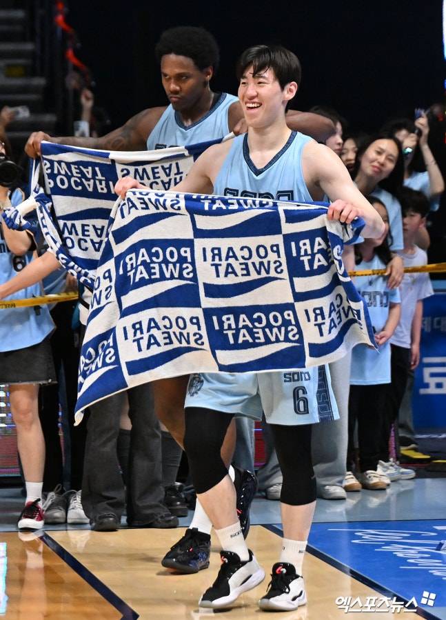 '선수→프런트→코치→감독' 초보 같지 않은 초보 사령탑, 마침내 정상 도전…