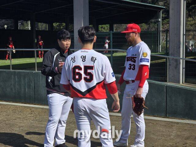 “1점차에 던질 줄 몰랐다” KIA 코치도 놀랐다…성영탁 2~3년 마무리한 것 같은 이 안정감은 뭐지? 이 기세 AG까지