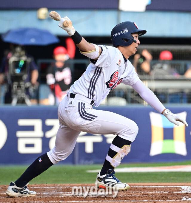 정철원은 2군에, 전민재는 타격 슬럼프…날아다니는 김민석 하나만으로도, 2:3 트레이드 재평가 가능해졌나