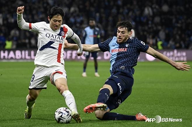 충격 '폼 최고조' 이강인, 벤치인 이유 나왔다... 英