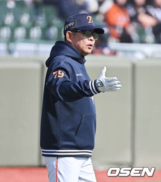 한화 양상문 투수코치, 건강상 사유로 1군 말소…박승민 코치가 투수코치 맡는다 [공식 발표]