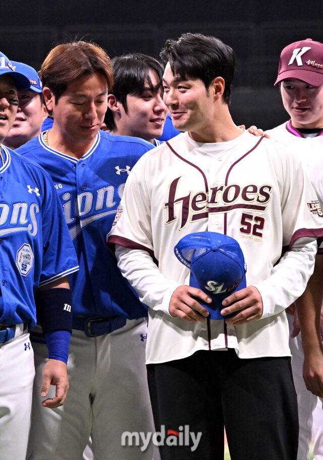 '너도 파란 피잖아!' 은퇴식에서 옥신각신한 사연은? [곽경훈의 현장]