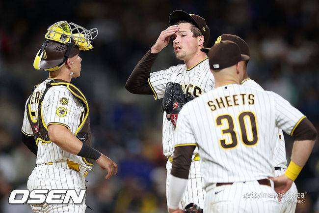 석연찮은 내야안타→'168km' 클로저 34⅔이닝 무실점 종료...