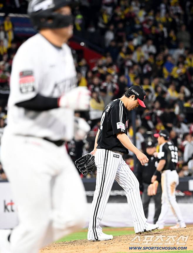 강민성 끝내기! 1루심 퇴근콜에 다잡은 승리 놓칠뻔…'야구는 9회말 2아웃부터' LG 잡고 KT가 웃었다 [수원리뷰]