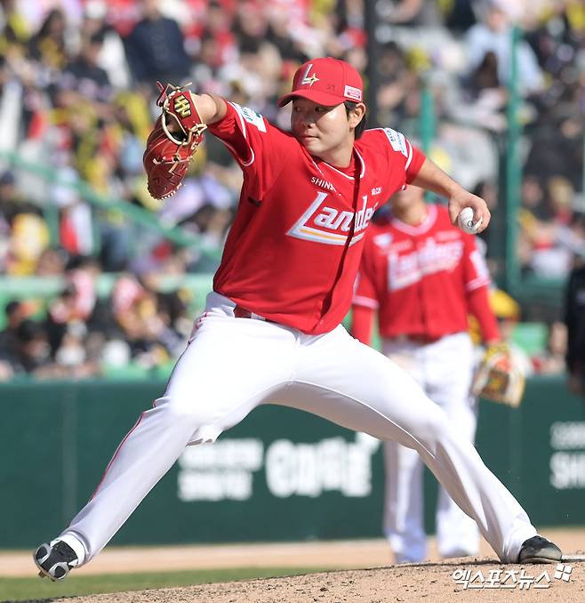 한화, 4시간02분 연장 혈투 이겼다!…10회말 노시환 끝내기 '밀어내기 볼넷'→SSG와 주중 3연전 기선제압 [대전:스코어]