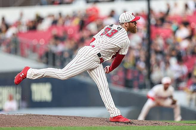 'ERA 0.81·완봉승의 괴물' KIA 승리요정 올러, 단비같은 5승 정조준