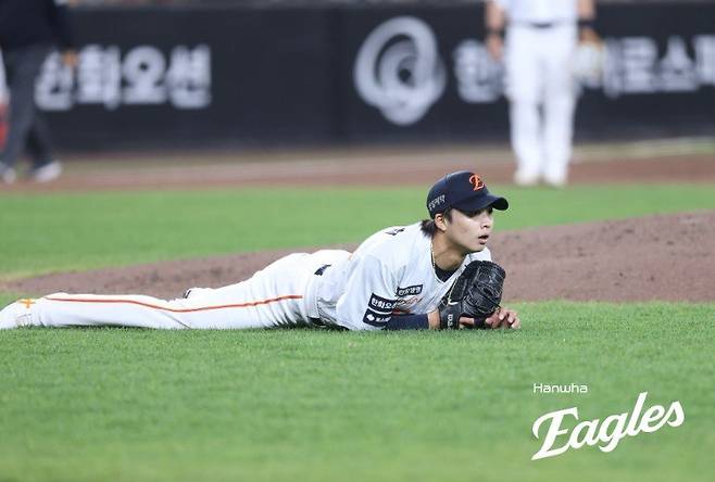 류현진으로부터 ‘비밀 지도’ 받은 한화 왕옌청 “무언가 배웠지만 말할 수 없는 내용”