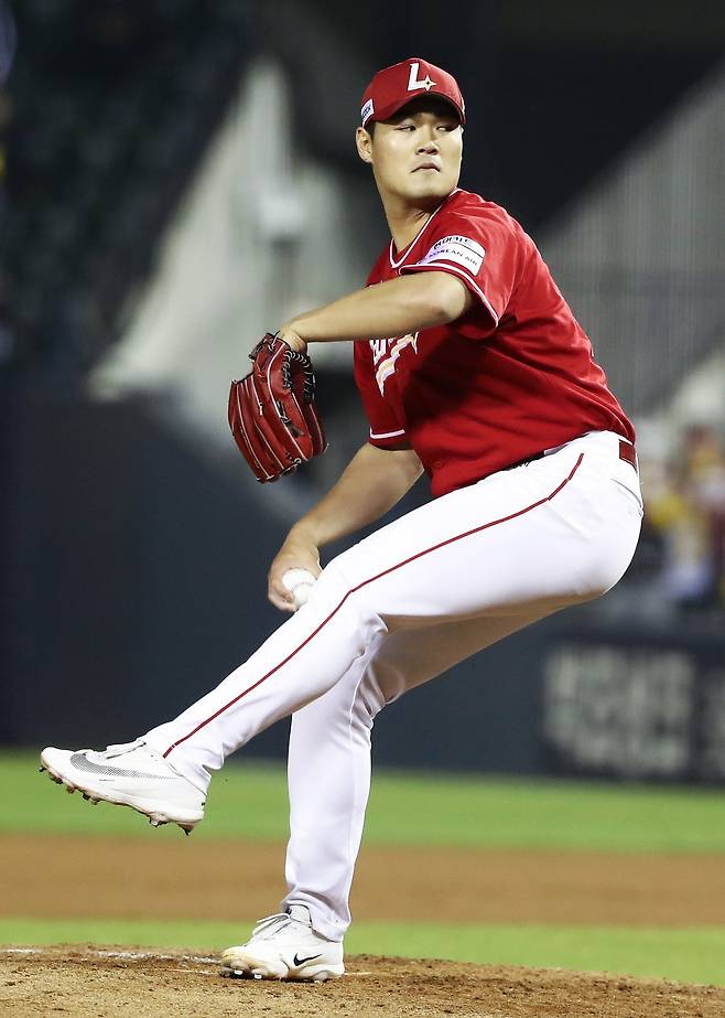 “생각보다 오래 걸릴 것 같다” 5월 중순 복귀 예상되는 SSG 전영준…고명준은 회복만 4주