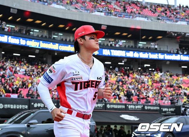'와 53홈런 페이스' 뛰지 않는 슈퍼스타, 거포 올인인가…'단 4명' 전인미답 경지에 닿나