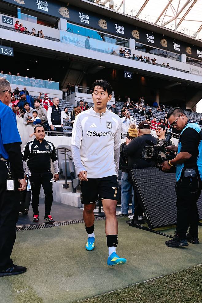손흥민 최전방 세우고 '수비 축구'만 했다…LAFC, 톨루카와 득점 없이 0-0 (전반 종료)