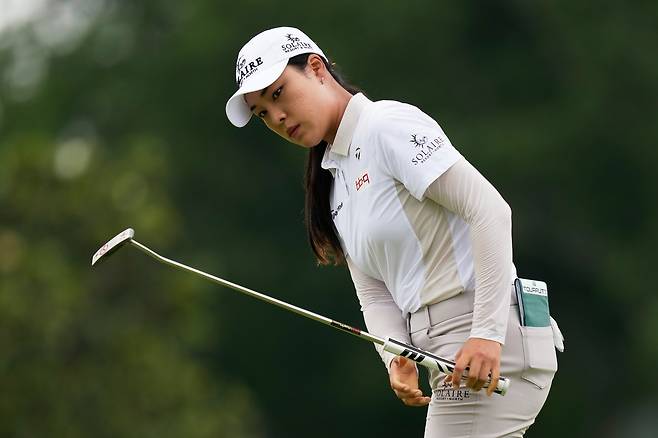 “캐디가 치라고 했다” 발언 후폭풍…윤이나 결국 고개 숙여