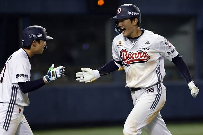 천재 유격수, 잠실 왕자에게 조용히 수비 알려주고 갔다?…안재석