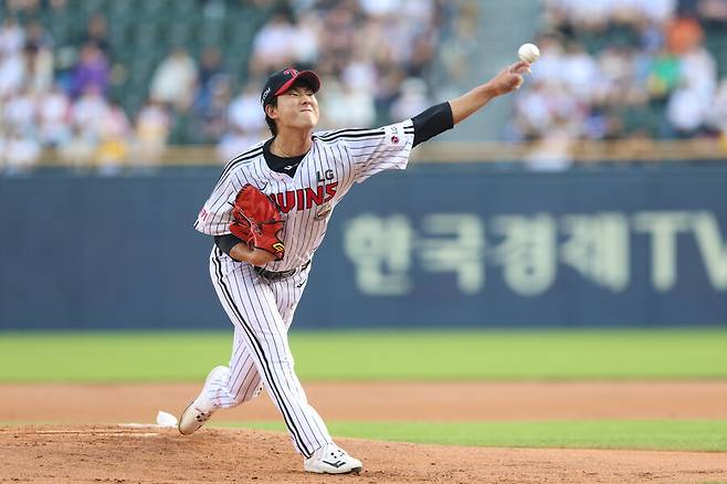 LG 마운드 '영끌'…음주운전으로 사라졌던 좌완 특급 유망주, 1년 징계받고 돌아온다