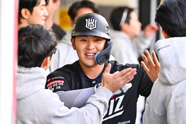 '삼진 17개 실화냐' KIA 속수무책 당했다…KT 시즌 20승 선착, 장성우 9회 '천금 결승타' [광주 리뷰]