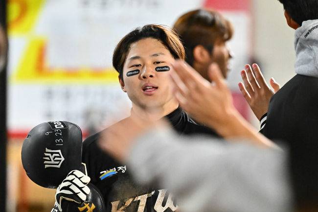 '삼진 17개 실화냐' KIA 속수무책 당했다…KT 시즌 20승 선착, 장성우 9회 '천금 결승타' [광주 리뷰]