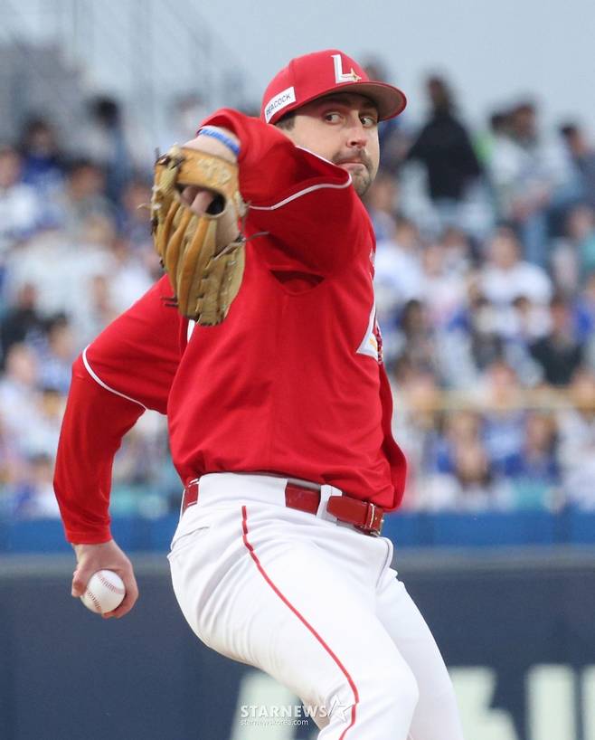 오늘(2일) 'KBO 유일' 오후 2시 경기 '벌써 매진'→위기의 외인 선발 출격! 사령탑