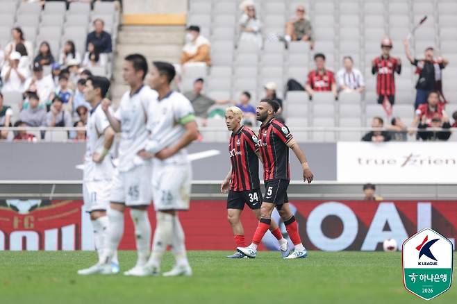 '0-1→2-1→2-3' 서울 통한의 재역전패, 상승세 또 제동…'김인균 결승골' 김천에 무릎→리그 선두는 유지 [현장리뷰]