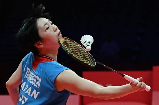 '이러면 안세영 어떻게 이겨?' 中 왕즈이, 日 야마구치와 1시간13분 혈투 끝 2-1 역전승…중국 우버컵 4강 첫 승 챙겼다