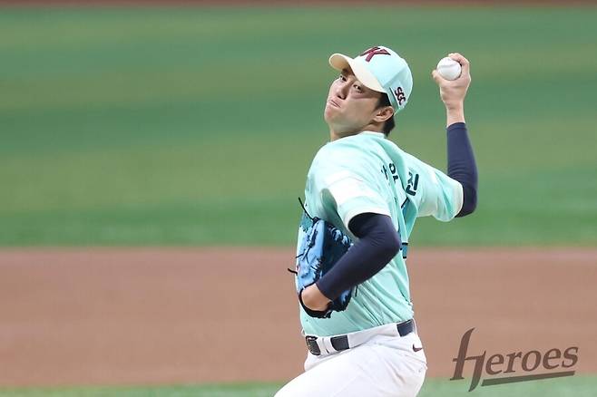 ML 스카우트 앞 무력시위! 안우진, 981일 만의 승리…키움 9위 수성, 두산 연승 종료 [고척 게임노트]
