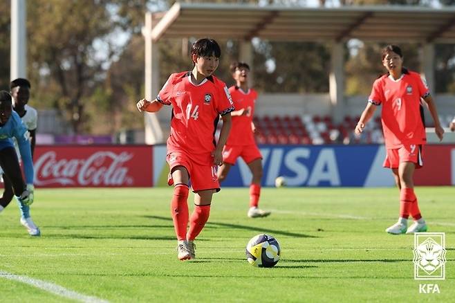 한국 여자축구, U-17 아시안컵서 필리핀에 5-0 대승…백서영 4골