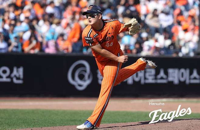 김서현 만루→폭투→보크→3실점…2군서도 쉽지 않다, 부활하려면 시간이 더 필요해