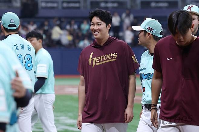 포스팅까지 1년 넘게 남았는데…美 스카우트 집결! 벌써 ML 구단들 안우진 주목한다