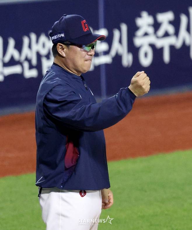 '위기의' 롯데 김태형 감독 '계약 마지막해', 의미심장 한마디→쾌조의 3연승 성공 '대반전 이뤄내나'