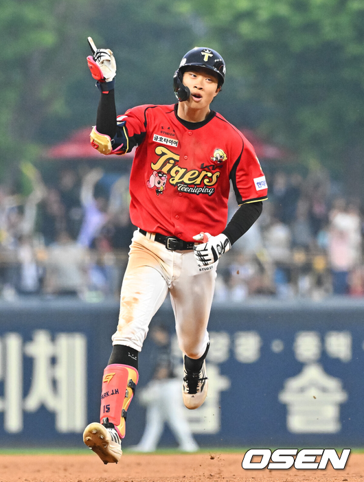 '안타-안타-안타-투런포' 구종가치 1위도 올었다...겁없는 19살 리드오프의 도전