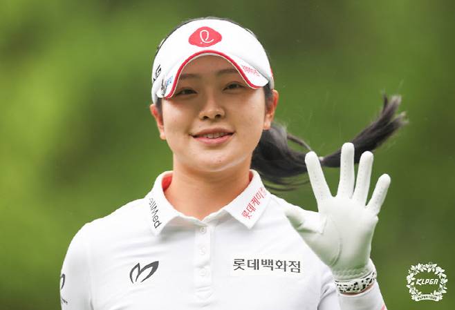 작년 대상 유현조, 고지원·김민솔 제치고 올 시즌 6개 대회 만에 첫 우승