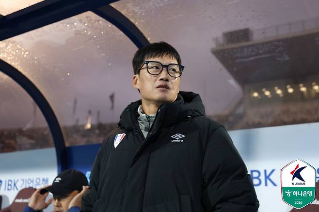[현장인터뷰] 분노 참은 이정효 감독, 선수단에 작심 발언