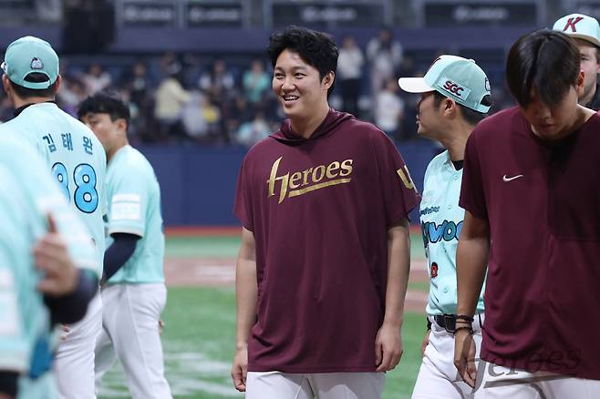 '무시무시하던 광속구 에이스' 그모습 그대로…드디어 돌아왔다→안우진 쾌투, 키움도 희망 보인다