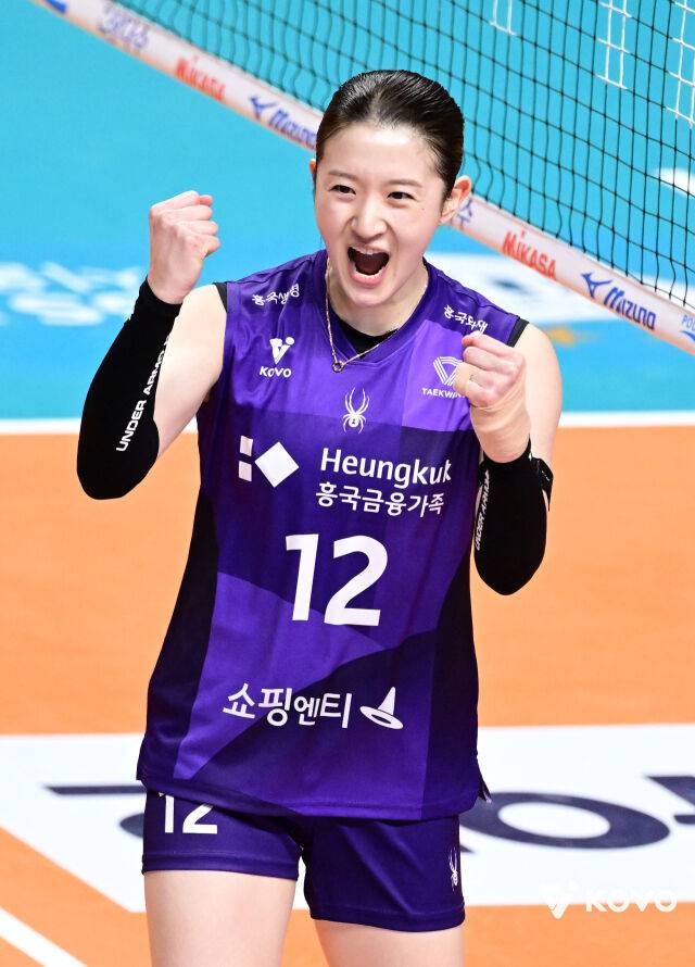 이다현-정호영 'FA 최대어 미들진'+'베스트 7 아쿼' 자스티스-표승주 복귀까지...흥국생명의 폭풍 전력 강화, 남은 과제는 '정리'