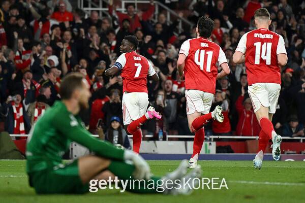 아스날, 첫 챔스 우승 할까... 합산 2-1로 ATM 누르고 결승행[챔스 4강2]