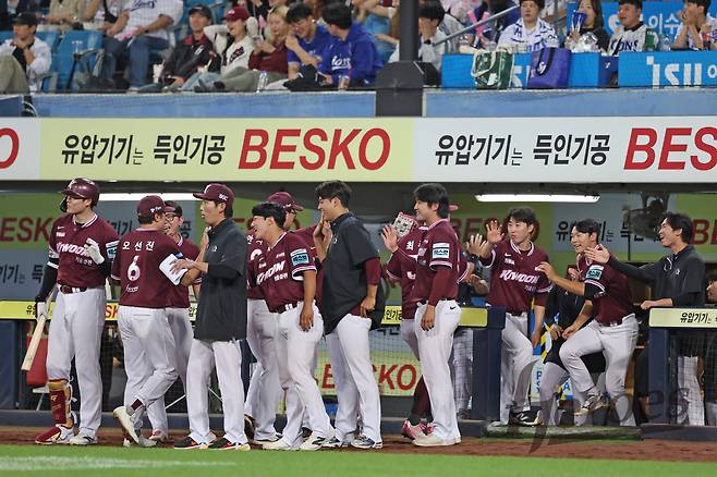 '무사 만루'가 '순삭'됐다! 키움, 역대급 5-4-3 삼중살 작렬…통산 87번째 기록