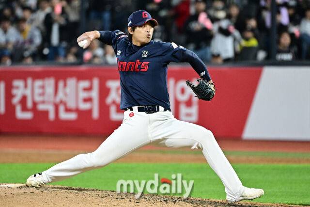 롯데 35세 아픈 손가락, 323일 만에 삼자 범퇴 감동…