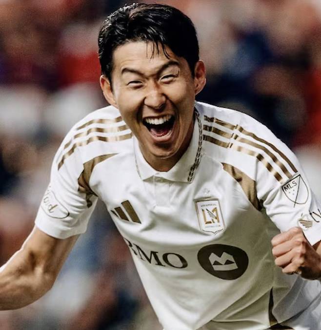 우승하려고 '손흥민 선발 제외'까지 감행, LAFC 감독 또 작심 결단