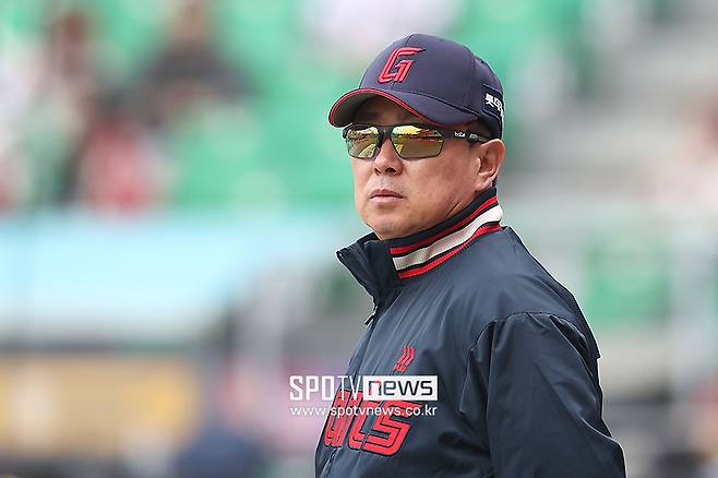 첫 홈런에도 웃지 않았다, 울컥한 롯데 천재타자